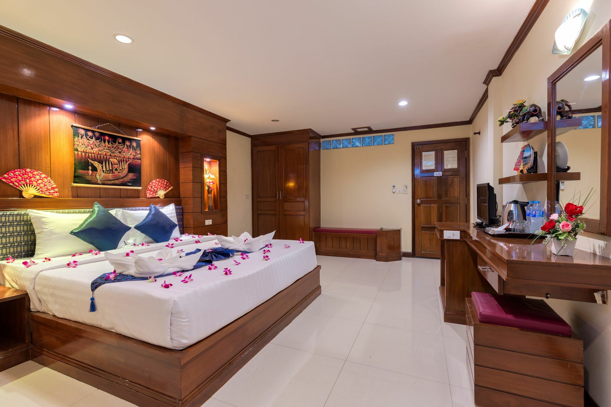 Pr Patong Residence -Sha Εξωτερικό φωτογραφία