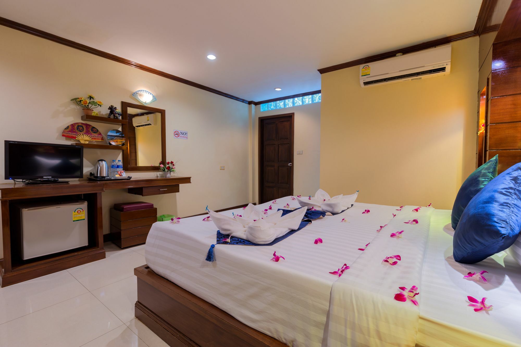 Pr Patong Residence -Sha Εξωτερικό φωτογραφία
